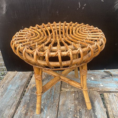 coppia sgabelli in vimini