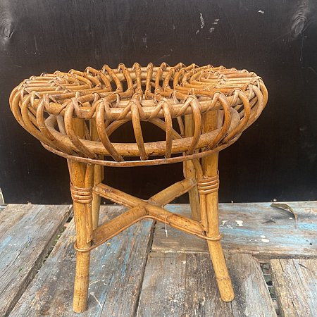 coppia sgabelli in vimini