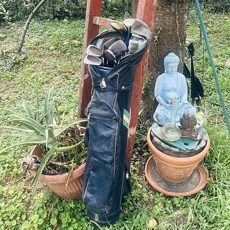 sacca da golf con mazze vintage